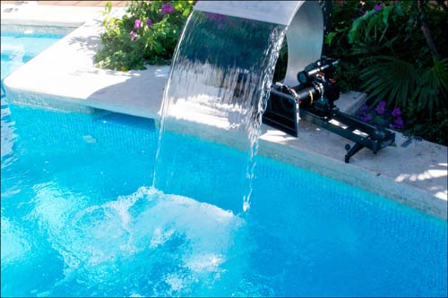 Always thinking out of the box, the visuals through the waterfall were stunning with our Argentinean actress enjoying a playful plunge