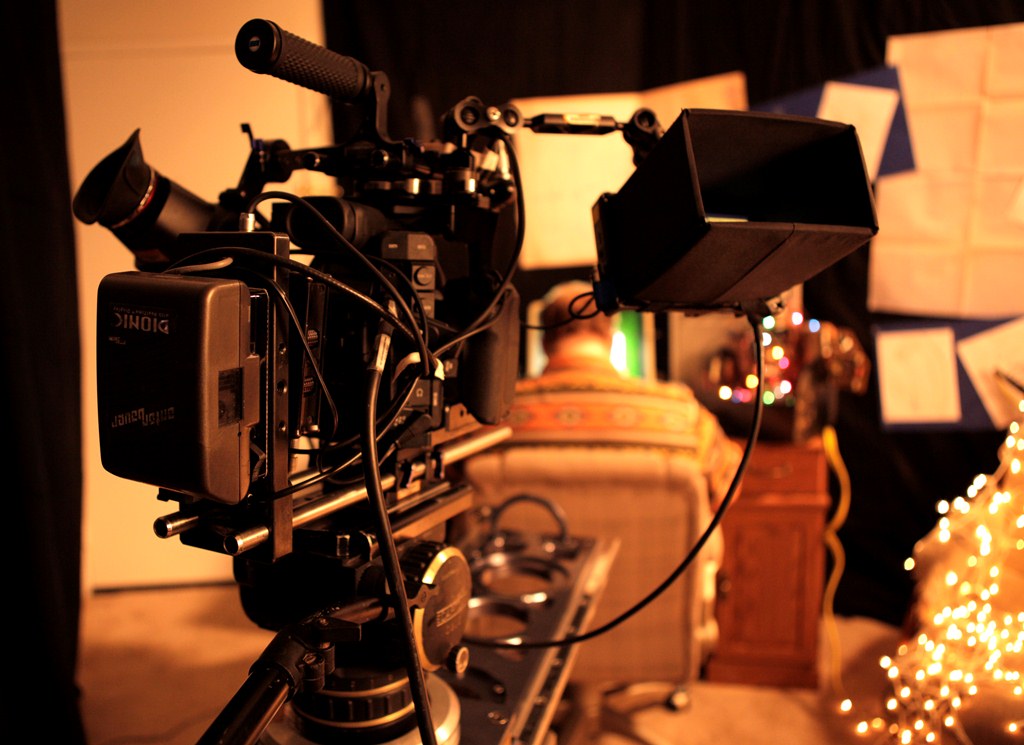 C300 and accessories powered off of Anton Bauer Gold Plate mounted to Master Cinema Series shoulder weight C300 and accessories powered off of Anton Bauer Gold Plate mounted to Master Cinema Series shoulder weight