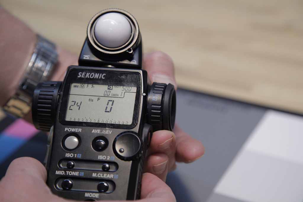 The Modern Cinematographer - On-Set Essentials Sekonic_L758C_sm_Cinematographer_On_Set_Cinematography_Film_Equipment_Essentials_10