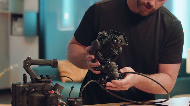 Gimbal Op Jason Robbins attaches Flex to Zenmuse X9