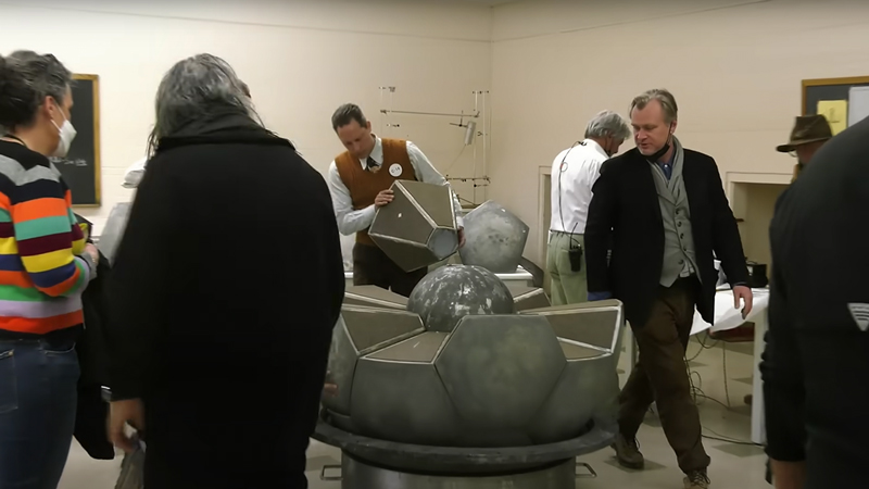 Director Christopher Nolan behind the scenes building the bomb of Oppenheimer