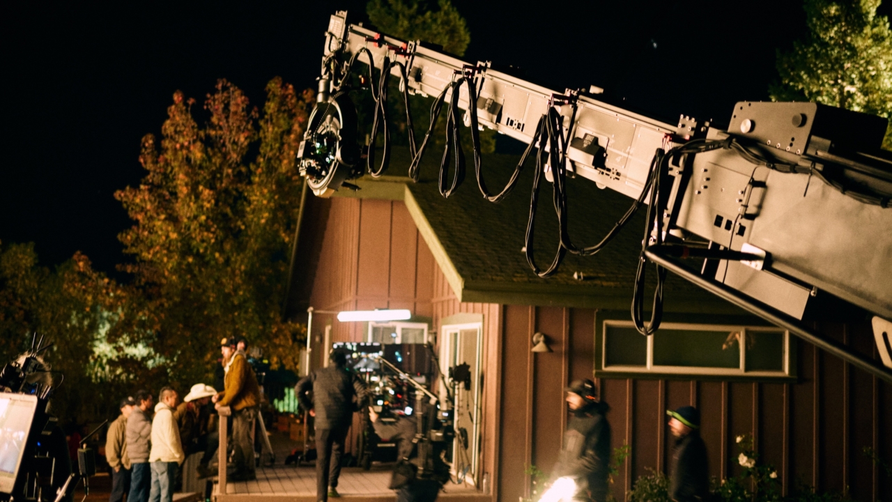 HOLIDAY SALE 2024 GRAPHICS - Cinemoves Scorpio 45 Crane