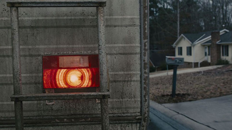 Red lights in Prisoners | 8:38 Productions