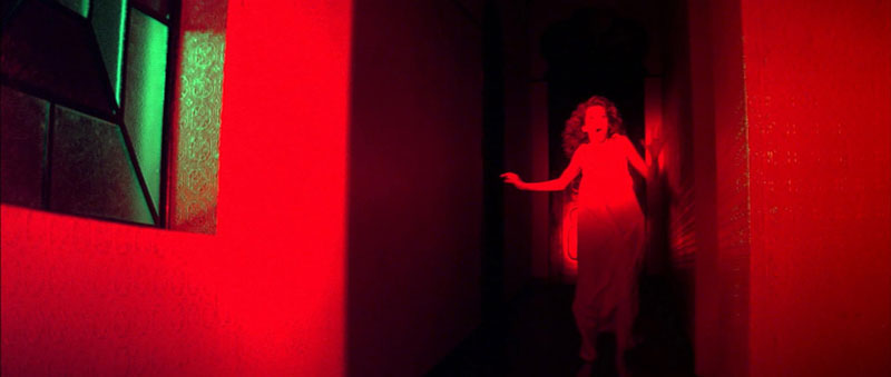 Saturated red light in Suspiria | Seda Spettacoli