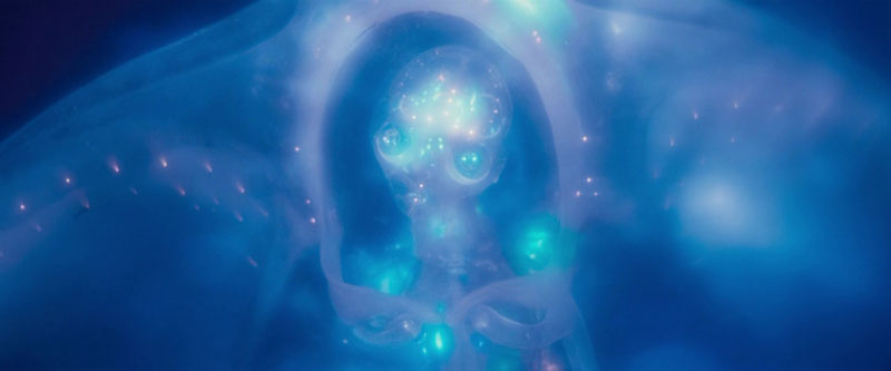 The use of the color blue in The Abyss (1989) | Twentieth Century Fox