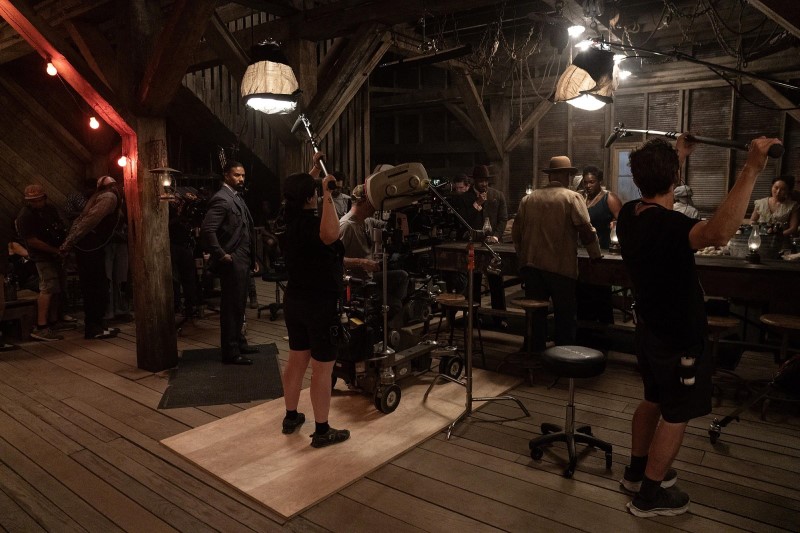 Sinners BTS in the Juke with filmmakers