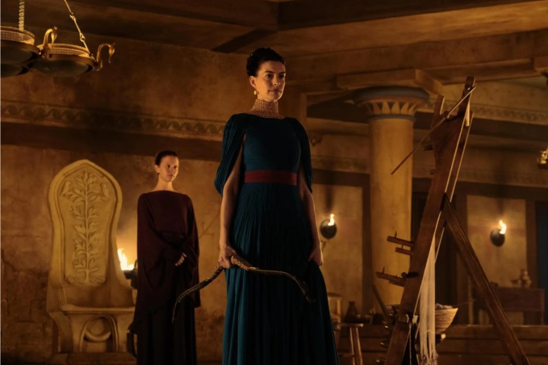 Penelope (Hathaway) in The Odyssey